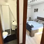 Lator-hans Apartmanhaz * Villány