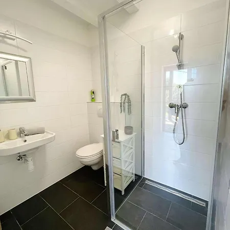 Lator-hans Apartmanhaz