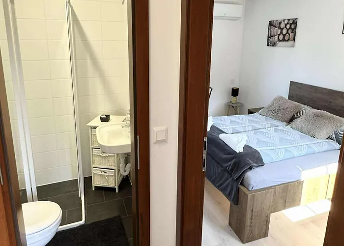 Lator-hans Apartmanhaz * 维拉尼